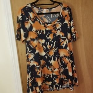Floral lularoe perfect t